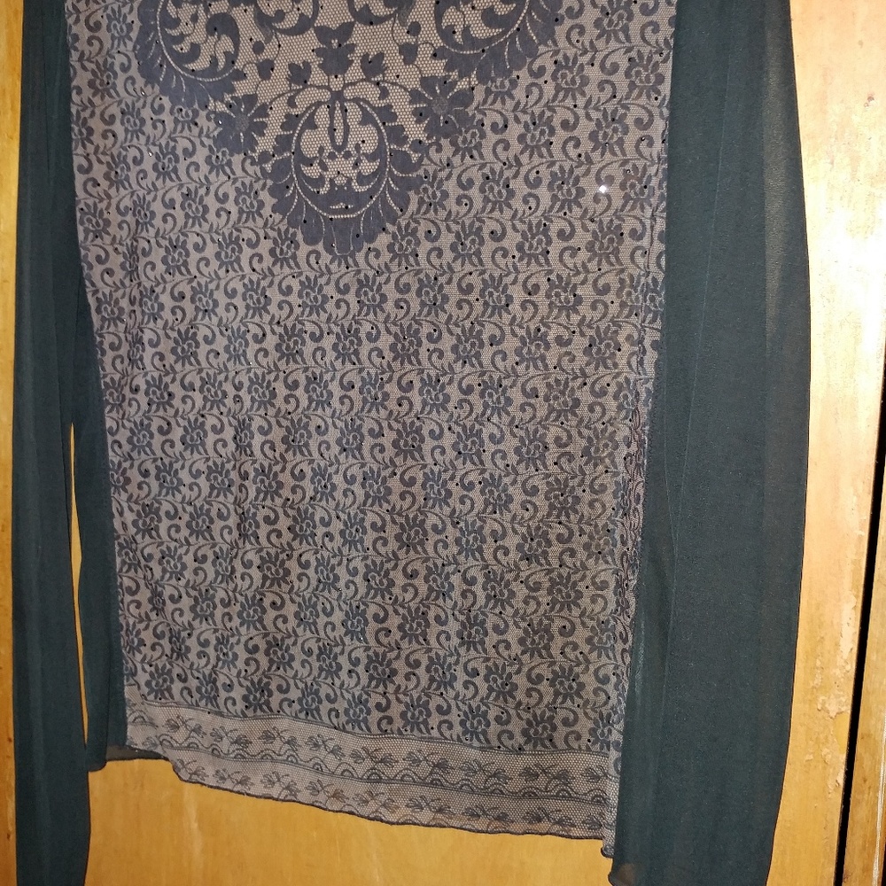 ❤ Vintage Sheer Designed Front Blouse Express - Picture 3 of 5